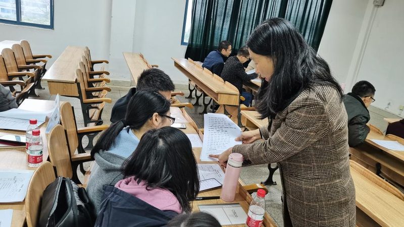 保育员培训教材如何选？揭秘教材背后的关键要素**